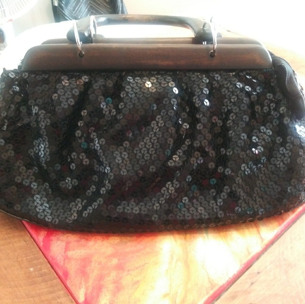 Purse - Picture 3 of 4